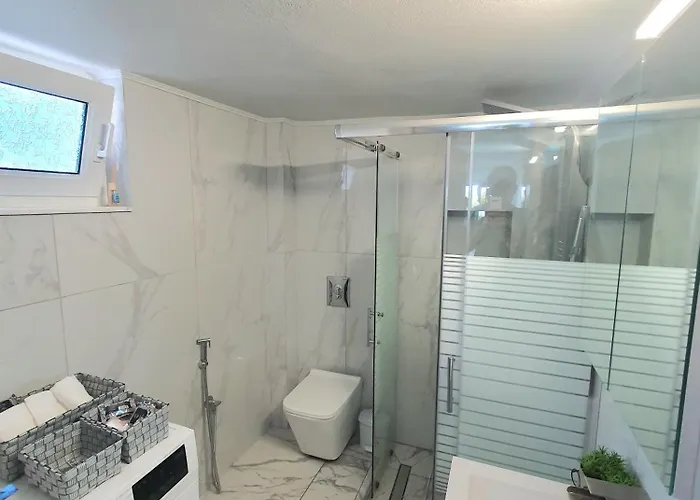 Lägenhet Riviera Penthouse PalaiónTsiflíkion