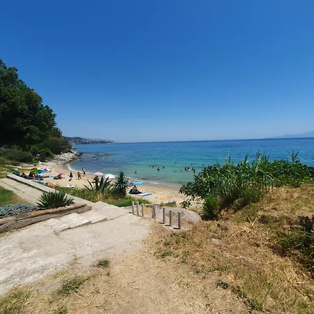 Riviera Penthouse Palaiontsiflikion
