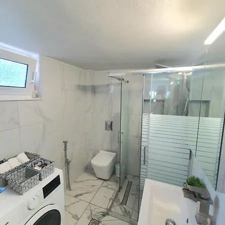Apartment Riviera Penthouse Palaiontsiflikion